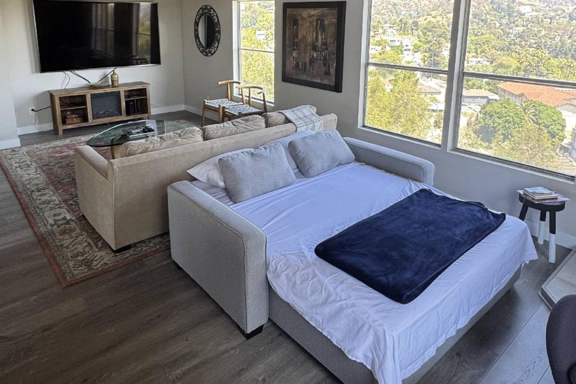 Hollywood Hideaway Villa - Los Angeles — Photos 1